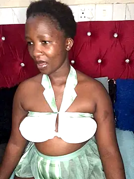 MissREAHx online show from October 13, 2025, 4:07 pm