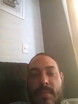 jfgustavo001 online show from March 27, 2026, 10:59 am
