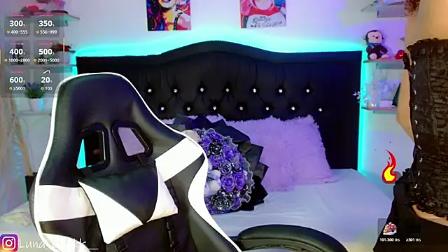 Luna blackk online show from October 20, 2025, 10:10 pm