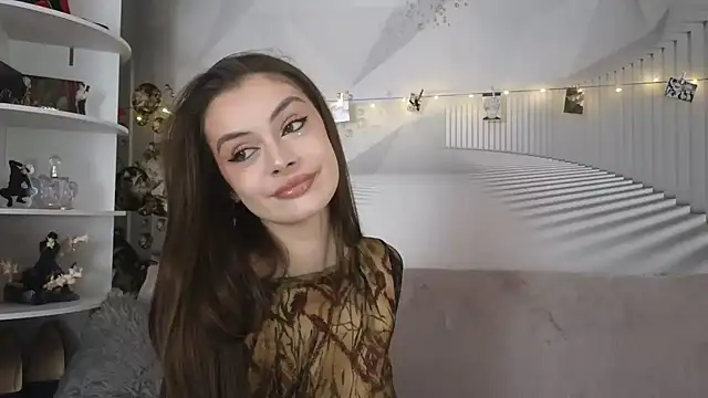 Snapshot of EvoletteLouLou chatting on November 24, 2025, 4:40 pm EvoletteLouLou online show from November 24, 2025, 4:40 pm