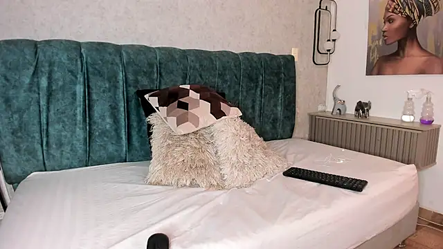 Diamond twink online show from June 25, 2026, 1:48 pm