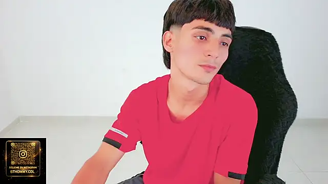 Thommy cute online show from March 29, 2026, 2:33 am