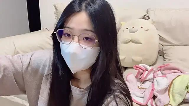 LHeart online show from September 29, 2025, 2:44 pm