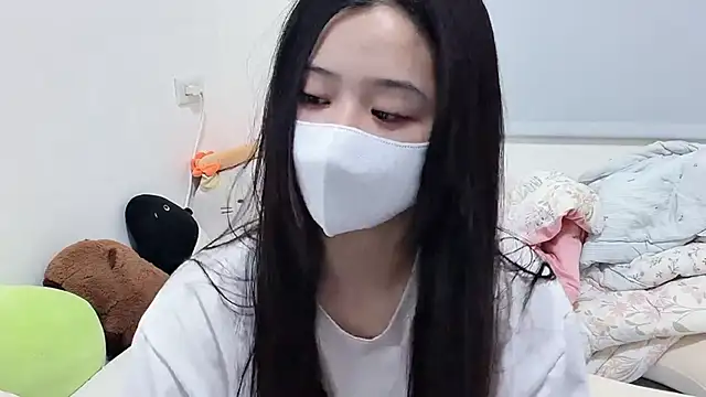 Snapshot of LHeart chatting on May 26, 2026, 3:08 pm LHeart online show from May 26, 2026, 3:08 pm