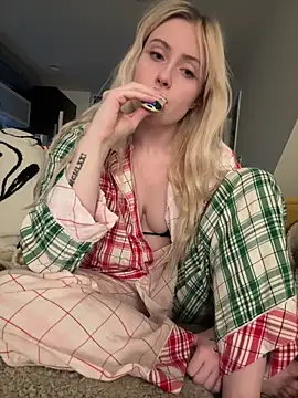 seeunexttuesday online show from December 19, 2025, 1:01 am