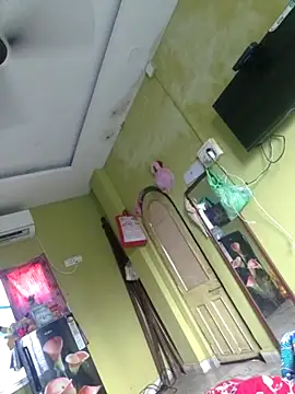 Snapshot of Ayeshablr chatting on October 23, 2025, 8:46 am Ayeshablr online show from October 23, 2025, 8:46 am