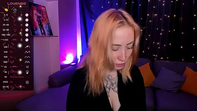 deboramoore online show from July 17, 2026, 1:56 am