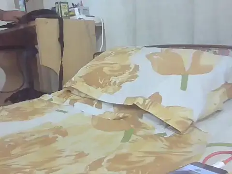 sofiacpl  online show from October 30, 2025, 5:24 pm