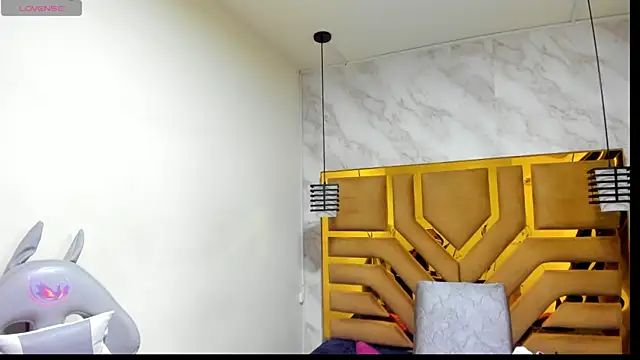 Luciifeer  online show from February 20, 2026, 6:52 pm