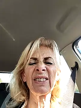 clarabell4 online show from March 24, 2026, 8:52 am