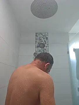 cubanitofeliz40 online show from March 4, 2026, 1:06 pm