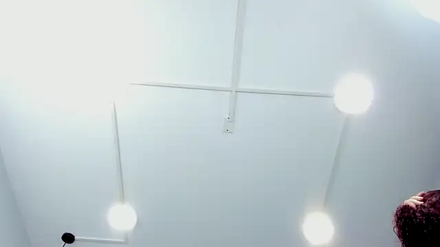 ThaliaCross online show from October 3, 2025, 7:55 pm