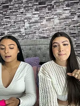 nicolexxaleja online show from January 10, 2026, 9:05 pm