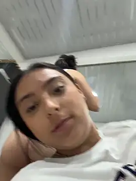 nicolexxaleja online show from February 11, 2026, 3:00 am