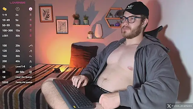 mateo ocampo online show from November 27, 2025, 8:11 pm