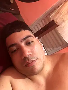 Paulo199117 online show from October 14, 2025, 4:41 pm