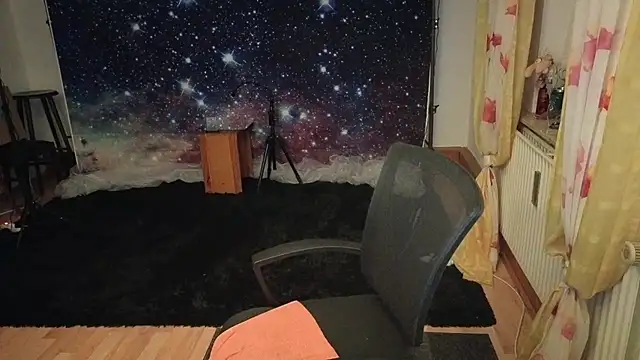 Einfach Dani offi online show from April 5, 2026, 6:05 pm