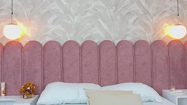 Agatha-Adams online show from February 19, 2026, 3:41 pm