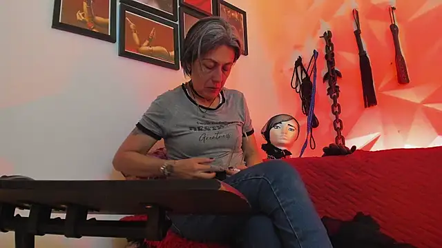 MistressNyx cg online show from October 25, 2025, 3:29 pm