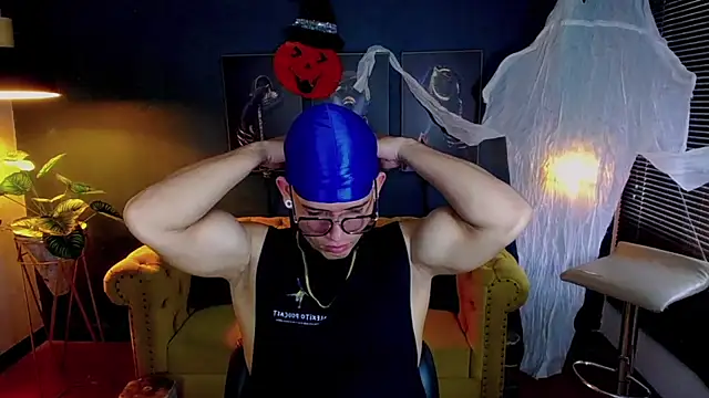 ethan rodgers online show from November 3, 2025, 7:37 pm