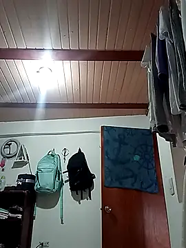 MORALAREAL online show from April 17, 2026, 5:49 pm