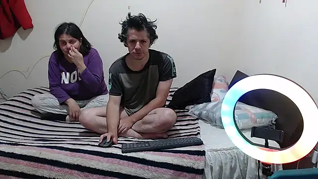 jade noah  online show from October 3, 2025, 11:51 am