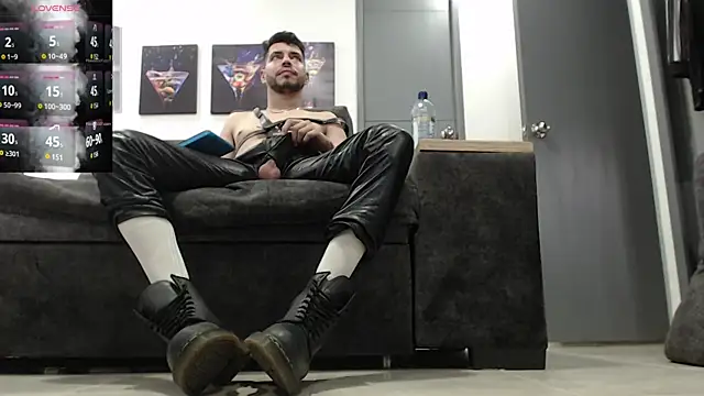 mackdaniels online show from April 8, 2026, 9:48 pm