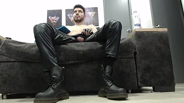 Snapshot of mackdaniels chatting on May 28, 2026, 12:30 am mackdaniels online show from May 28, 2026, 12:30 am