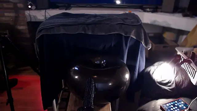 Snapshot of drieghe chatting on June 26, 2026, 6:18 am drieghe online show from June 26, 2026, 6:18 am