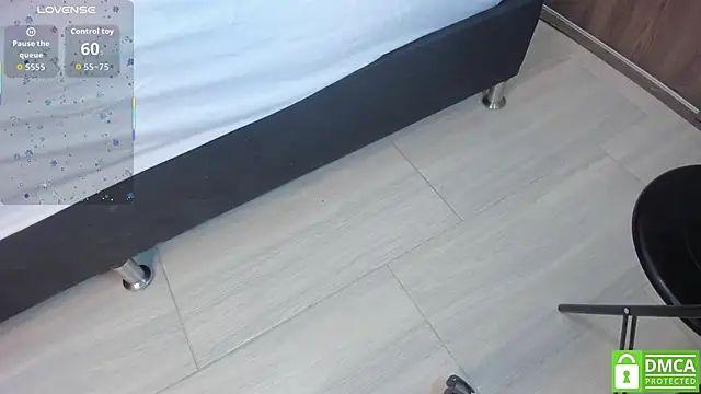 Gia Scott online show from October 1, 2025, 8:04 pm