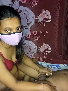 horny coupl online show from September 26, 2025, 8:24 pm