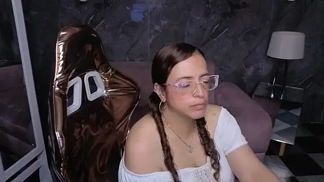  Evoni b online show from December 21, 2025, 12:45 pm