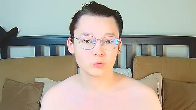 Snapshot of Derek_Carter chatting on October 27, 2025, 2:32 pm Derek Carter online show from October 27, 2025, 2:32 pm