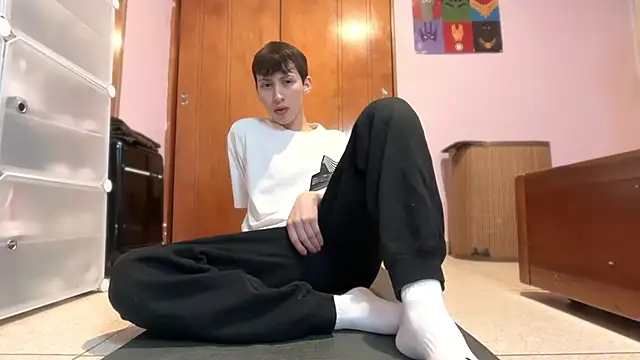 DylanNewell online show from December 14, 2025, 9:47 am