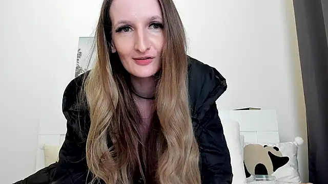 Kitty Player online show from April 9, 2026, 6:57 pm