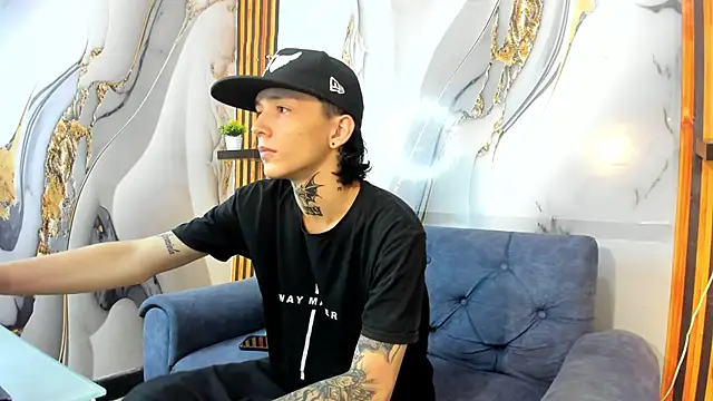 StraightBoy Nick online show from October 12, 2025, 5:06 am