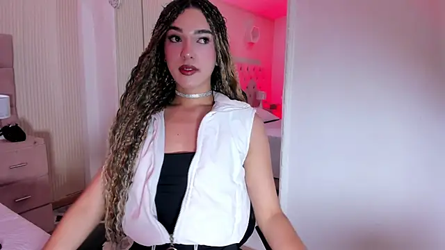 MarilynDupont online show from October 22, 2025, 12:38 pm