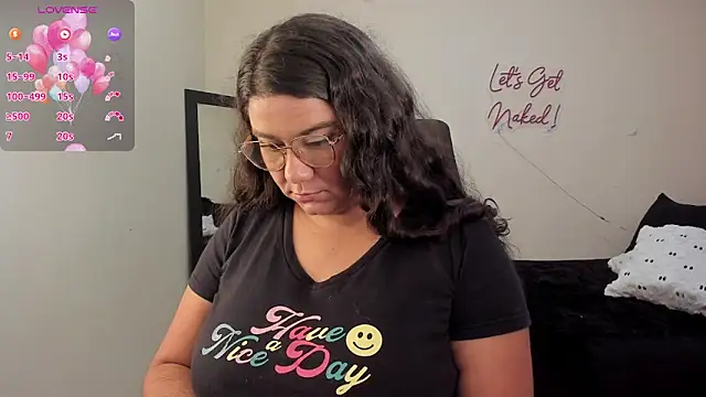 Snapshot of MariamCastiblanco chatting on November 5, 2025, 11:49 pm MariamCastiblanco online show from November 5, 2025, 11:49 pm