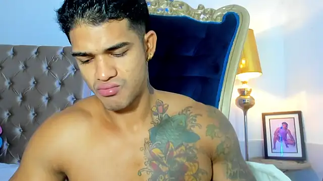 antonio  444 online show from October 10, 2025, 11:31 am