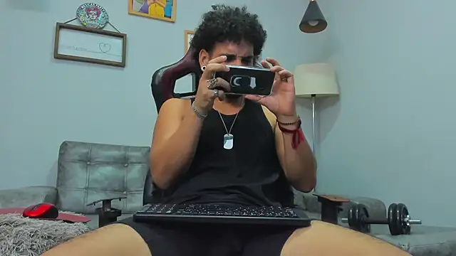 Xfire boy69 online show from January 5, 2026, 5:27 pm