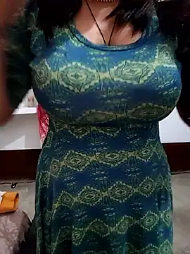 hot grieal1 online show from November 26, 2025, 7:48 pm