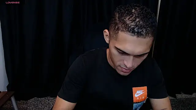 Derek Storm  online show from November 15, 2025, 10:56 am