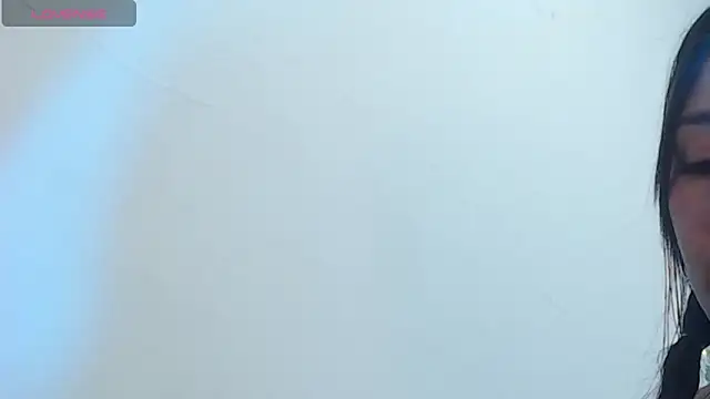 IvyShine7 online show from November 15, 2025, 7:10 pm