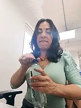  Kamy Hot online show from January 9, 2026, 1:36 pm