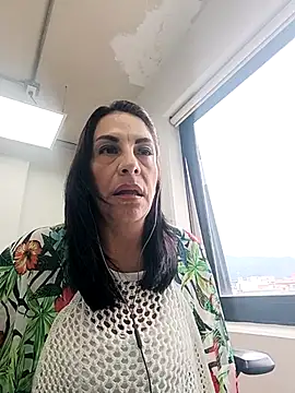  Kamy Hot online show from April 22, 2026, 7:37 pm