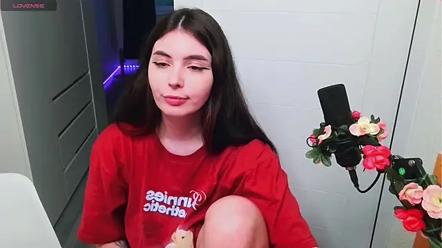 peachyness online show from May 11, 2026, 6:16 pm