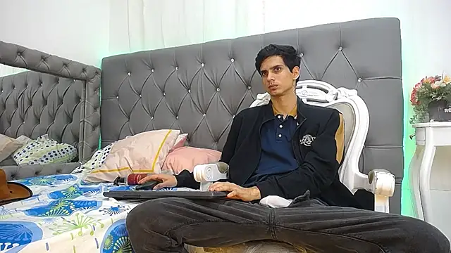 Sebalexis7 online show from October 11, 2025, 3:06 am