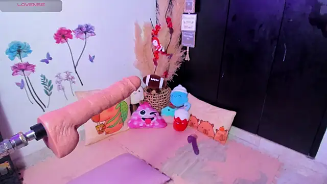 Snapshot of Majosworld_ chatting on October 26, 2025, 8:15 pm Majosworld online show from October 26, 2025, 8:15 pm