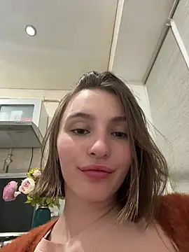 Snapshot of ZariaFlame chatting on June 17, 2026, 11:16 pm ZariaFlame online show from June 17, 2026, 11:16 pm