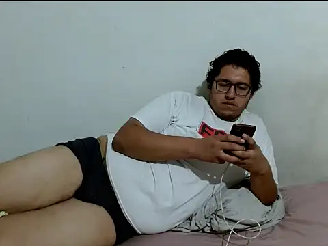 MeisanPaul online show from October 2, 2025, 5:03 am